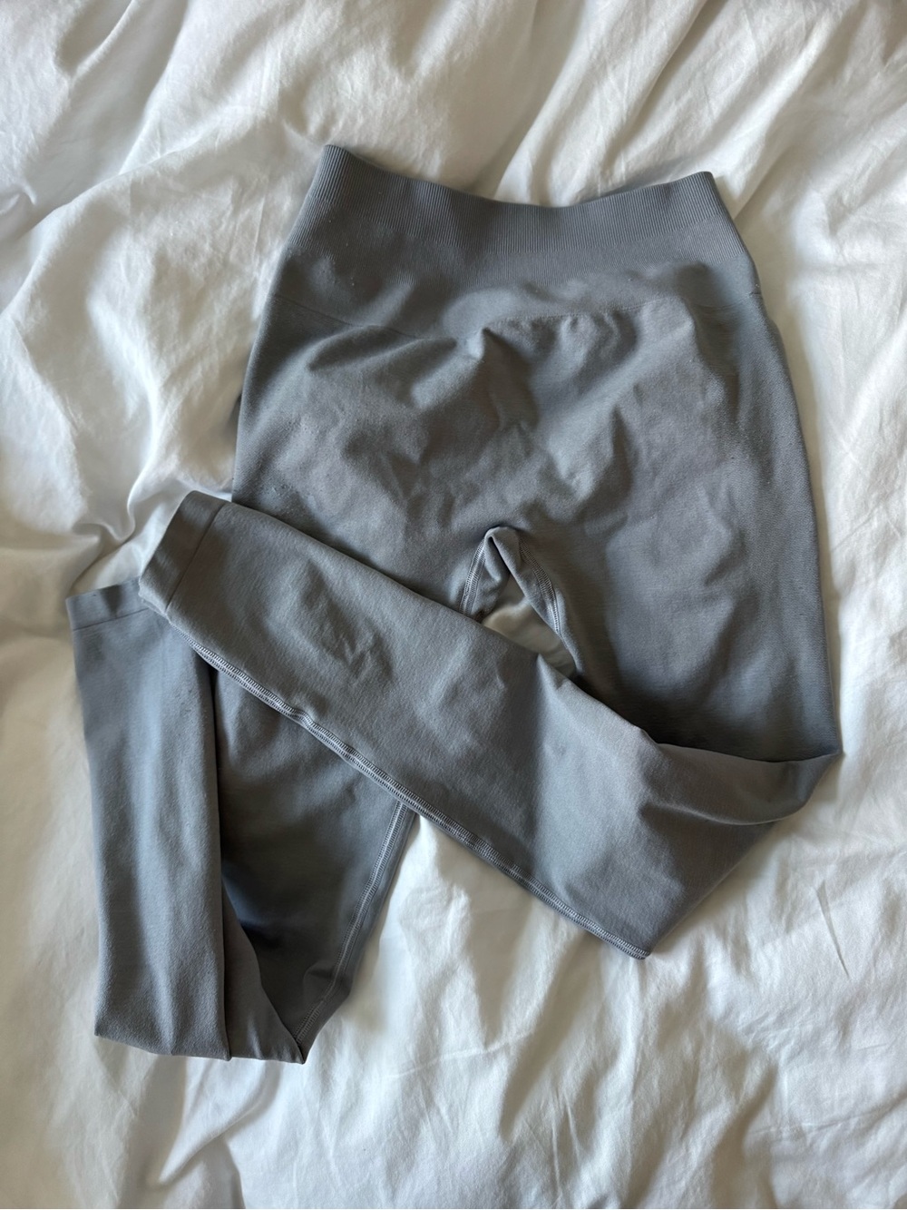 Alphalete Amplify High-Waist Leggings - Picture 2 of 3